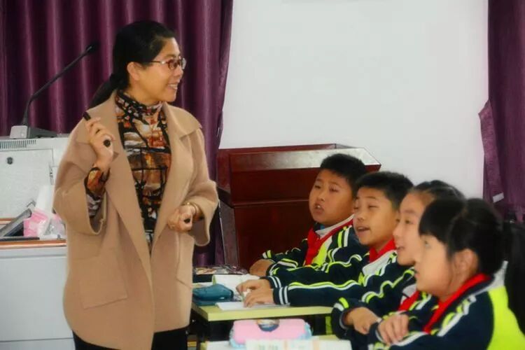 课堂氛围好的形容词_课堂氛围很好的词语_课堂氛围很好形容词