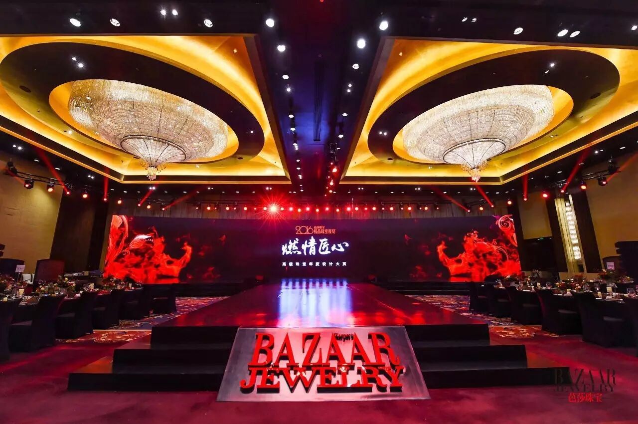 ��ɯ�鱦ҹ��ճ���ͷ