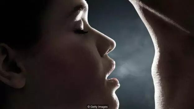 费洛蒙密码：靠催情气味就能找到真爱？