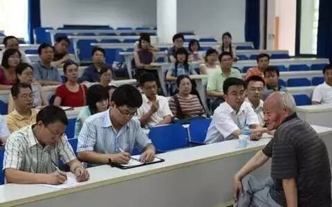 [转载]钱伯初：与复旦的周世勋、北大的曾谨言合称“中国量子力学三剑客”