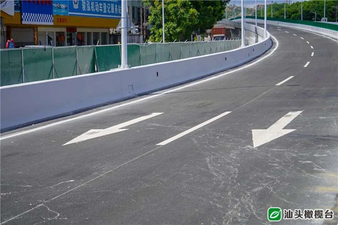 提升磊广路口通行效率!国道324线磊广大道跨线桥建成启用