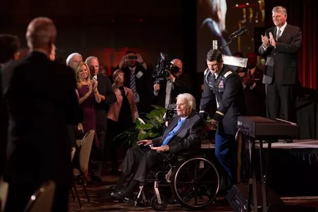 不容错过：葛培理迎99岁生日 <wbr>这位伟大布道家一生中十句信仰名言