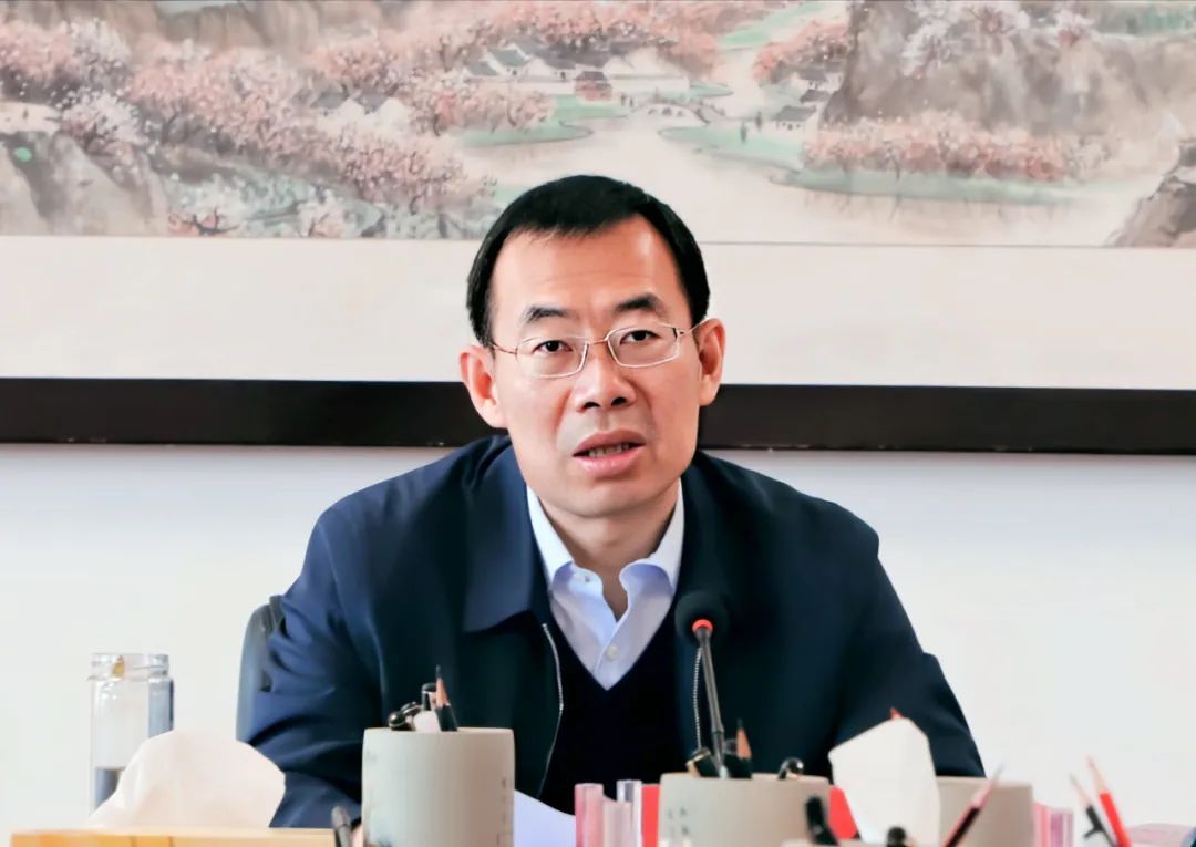 2月7日,彭阳县委常委会召开(扩大)会议,传达学习了习近平总书记近期
