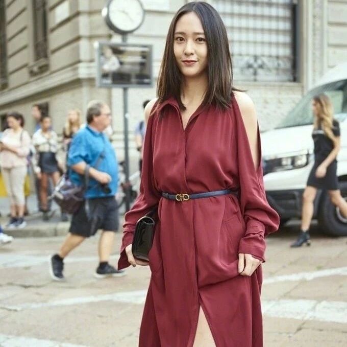 郑秀晶&ldquo;胖&rdquo;上热搜?明明是裤子的错!