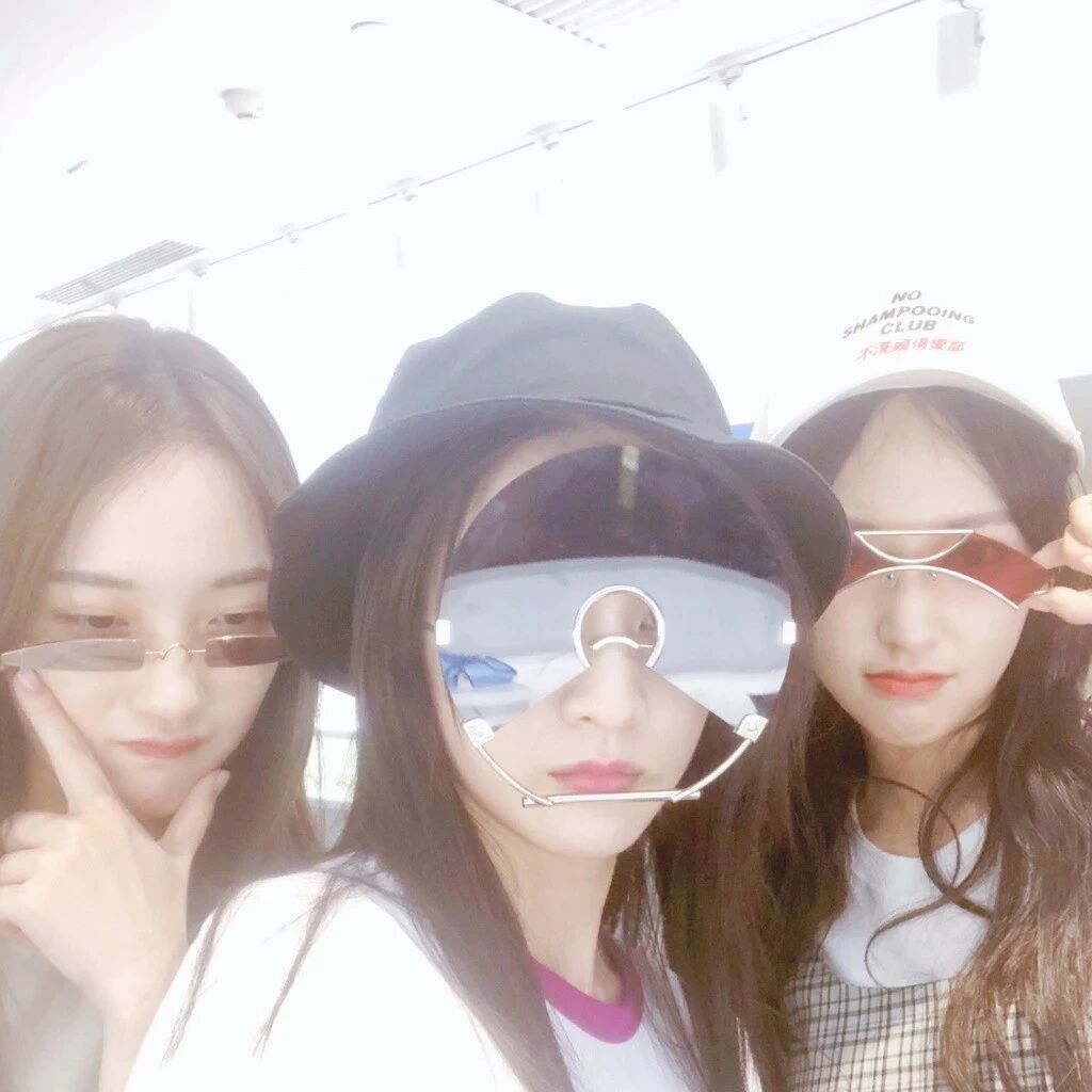 程潇张雪迎赵嘉敏,她们怎么玩到一块去了?