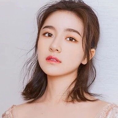 李兰迪越来越甜的秘密被网友发现了!