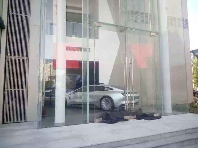 媒体称乐视温情尚在：员工工资已发 表示心疼老贾