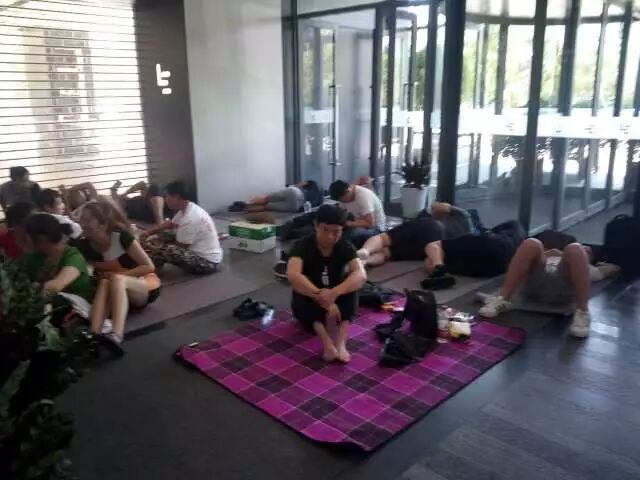 媒体称乐视温情尚在：员工工资已发 表示心疼老贾