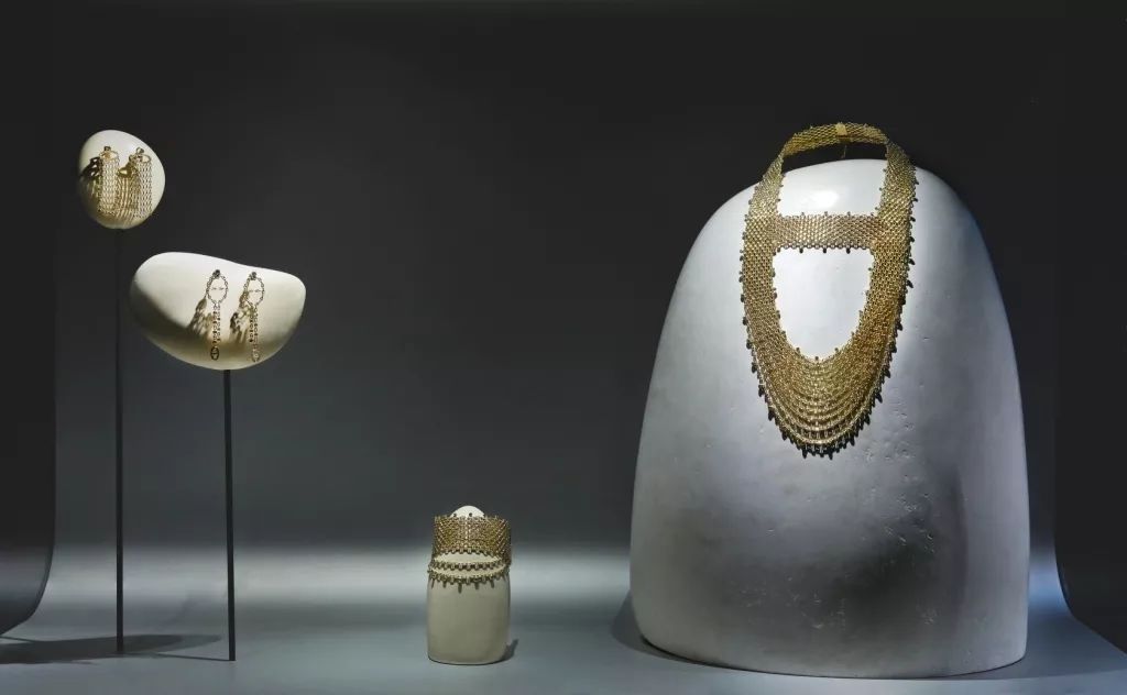 愛馬仕高級珠寶展登陸上海，每一件都讓人「鏈鏈」不忘 時尚 第3張