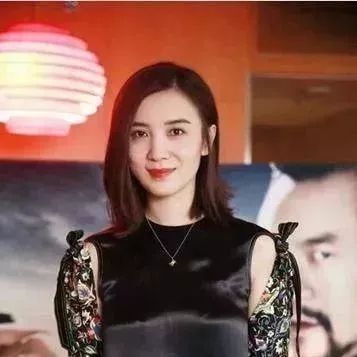 她曾被曝潜规则,让5婚大导演抛妻弃子,如今37岁还单身,深夜发文尽显孤单