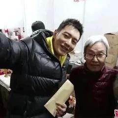 黄晓明名气很大吗?想不到还有人不认识他!黄晓明一脸尴尬!