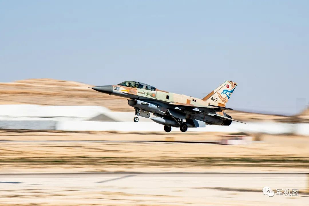 24小时打击3000个目标，以色列空军：上次空战已是35年前