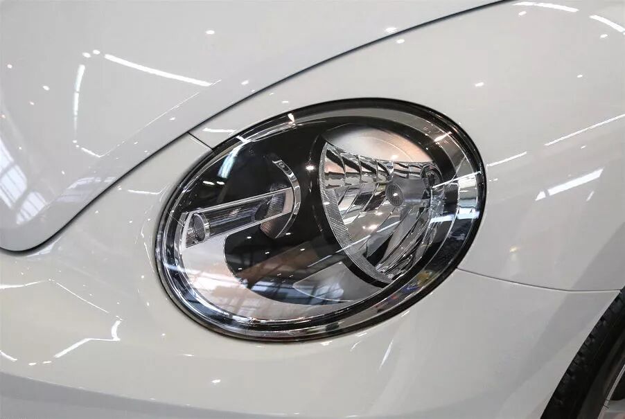 ��ʱ��911���棬���ȴ��ڹ��񳵣���Զ����׿ǳ�