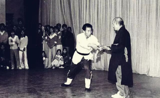 与霍元甲、许文强齐名的80年代传奇海灯法师，如今却成无解之谜