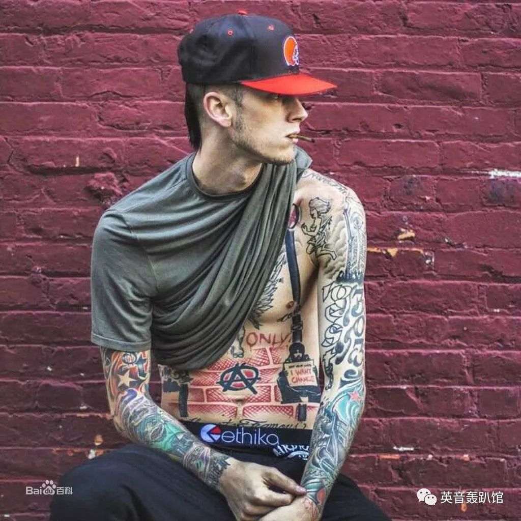 最帅最吊炸天的白人rapper-mgk,没有之一!