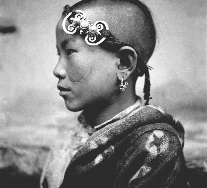 你未曾见过的民国藏区老照片,眼里的信仰让人热泪盈眶