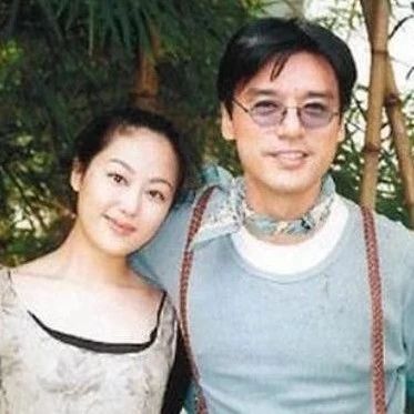 离婚20年再相见,钟镇涛说:你还是那么美!章小蕙:抱歉当年让你破产了