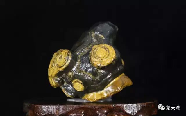 精品蒙天珠何处来？如何选到优质九眼石页岩原石！