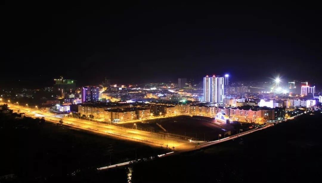 绥阳县城夜景图片