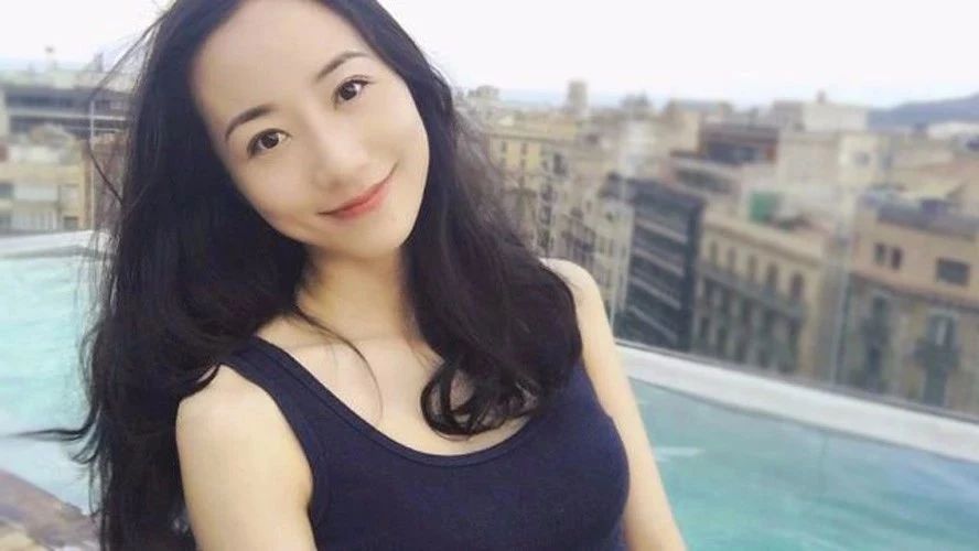 如今大红大紫,韩雪会破例接吻戏吗?