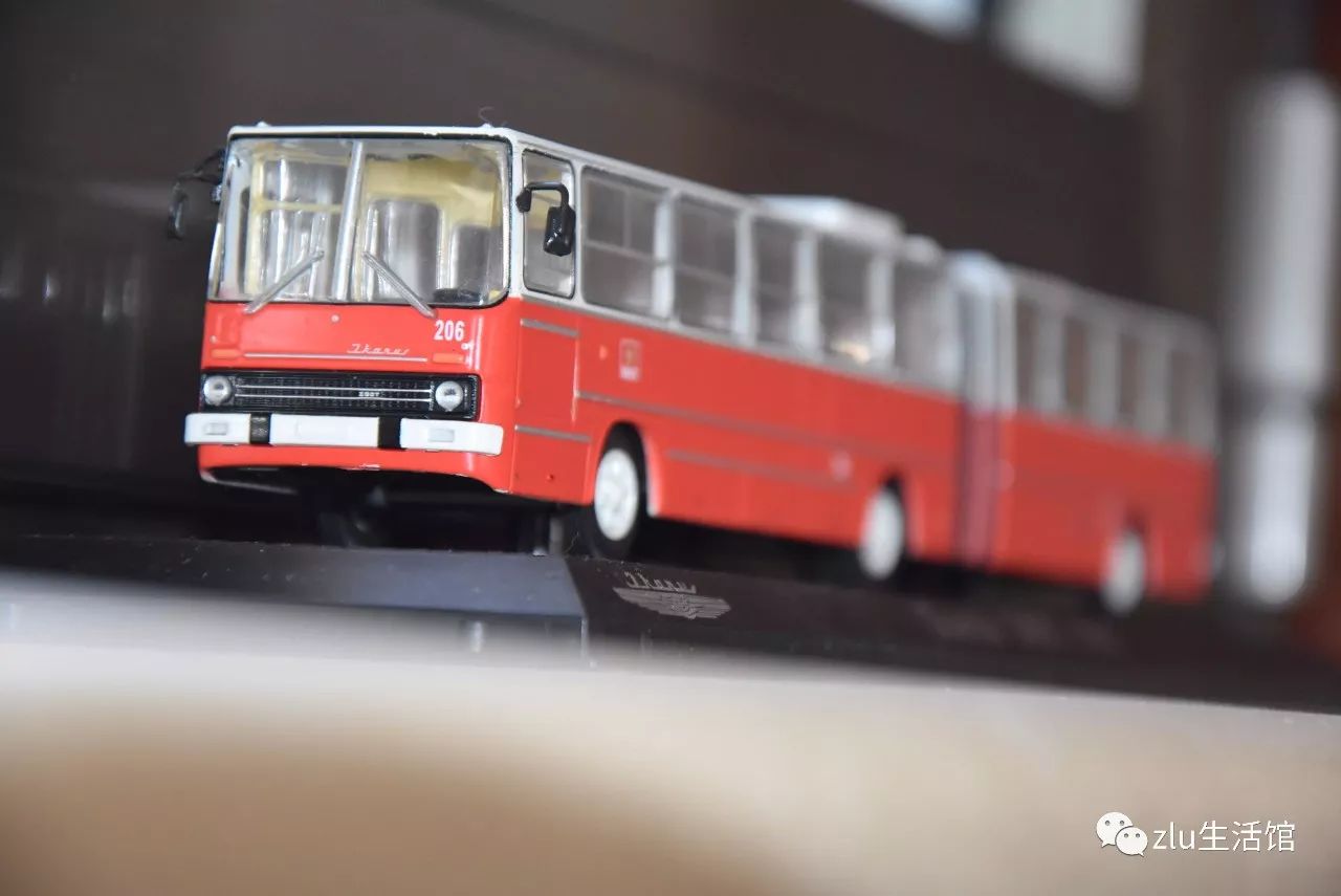 体验老无轨电车ikarus280t