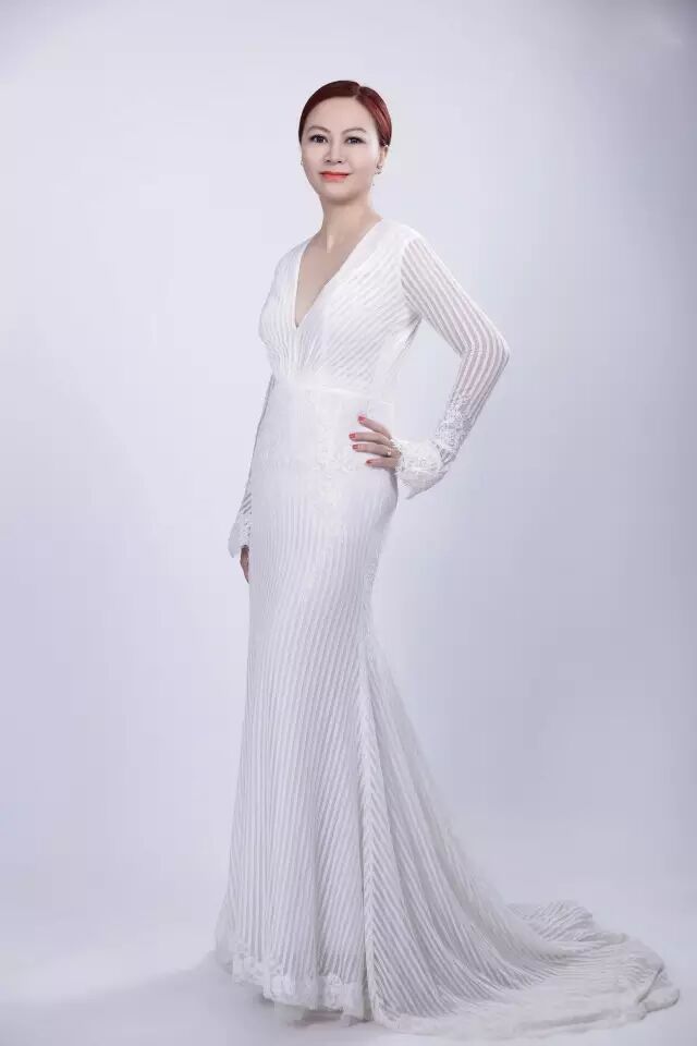 《活着》封面设计_活着的封面有什么意义_活着封面