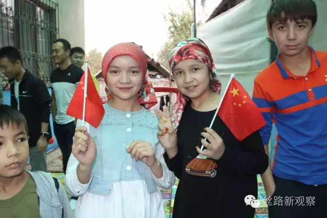 吉尔吉斯斯坦中国学子欢度国庆彰显“中华情”