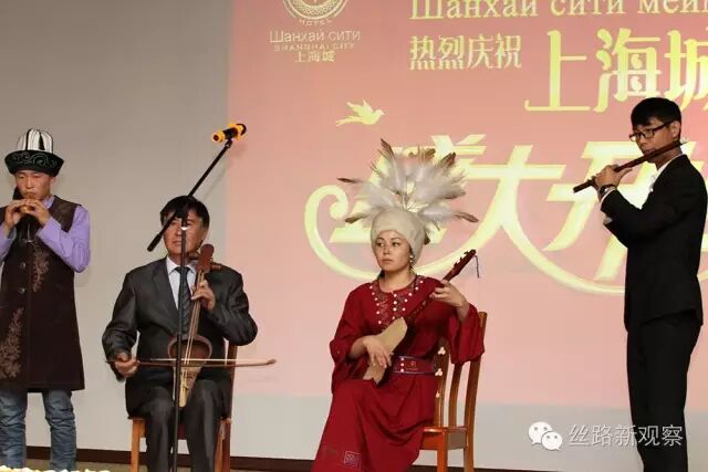 奥什市中国特色综合服务广场“上海城”盛大开业