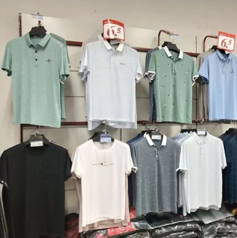 服装打折啦，全场低至6.5折，你还不来吗？