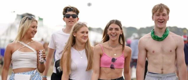 8月27日 | 除伦敦、约克郡外，英格兰所有地区的新冠感染率都在上升  |  英国留学生要了解的疫情信息（日报）