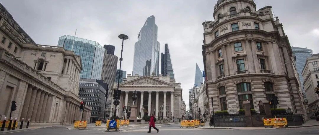 英国新冠感染一周内飙升近20%；默克制药发明新冠药物，对德尔塔及所有病毒都有效！ |  英国留学生要了解的疫情信息（日报）