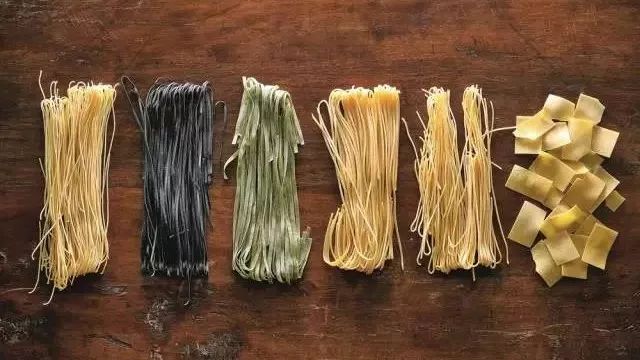 不是所有的面都叫PASTA，给你一个看图点菜清单！方便你欧洲游！