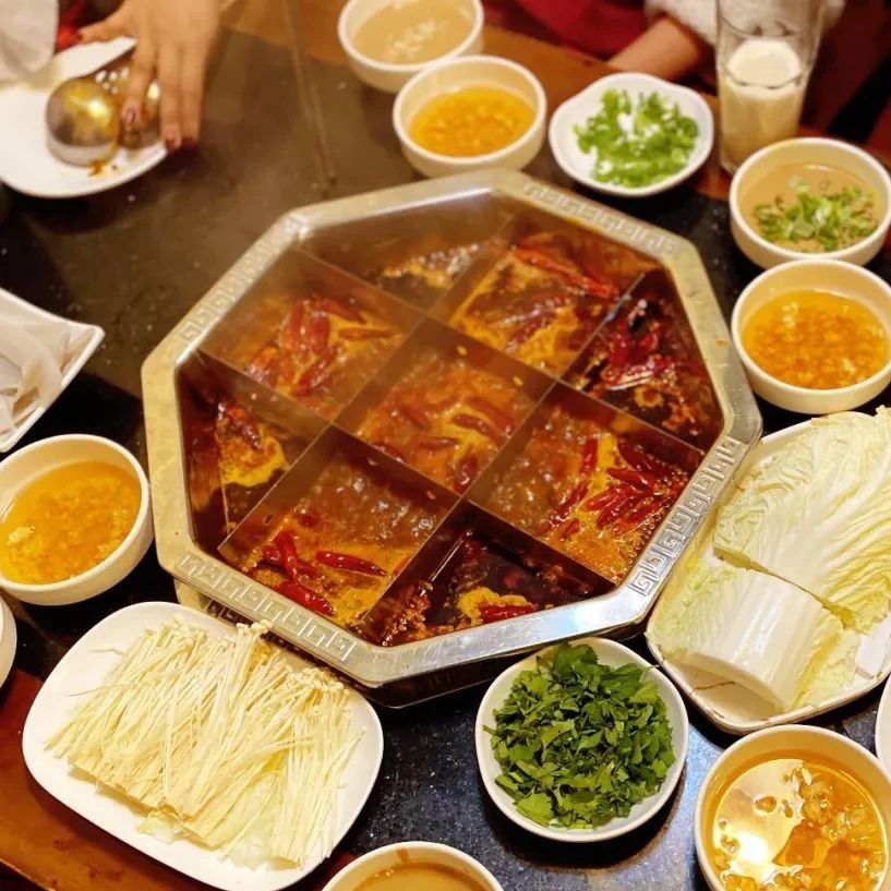 英国吃什么？ | 伦敦首家川味火锅，谁不爱蜀香格啊