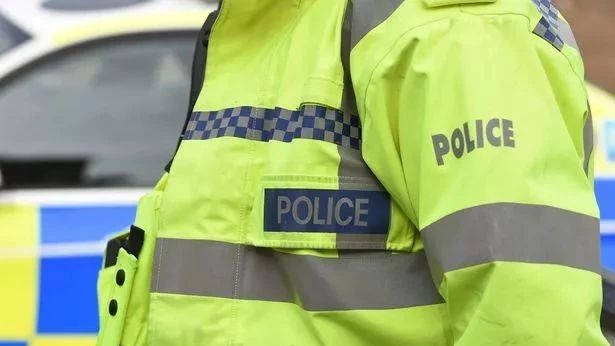 英国诈骗层出不穷 - 假警察、低价换汇、电信诈骗，请大家广而告之，避免上当受骗！