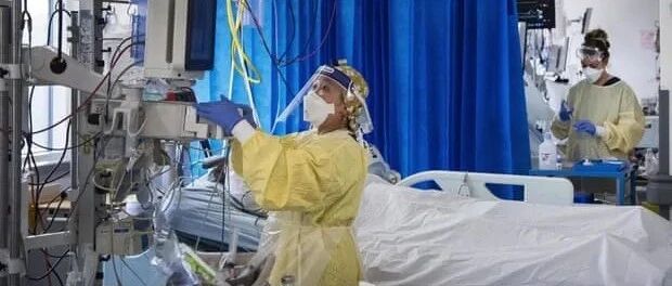 8月5日 | 英国20%新冠住院感染者年龄在18-34岁范围，政府督促年轻人尽快接种 |  英国留学生要了解的疫情信息（日报）