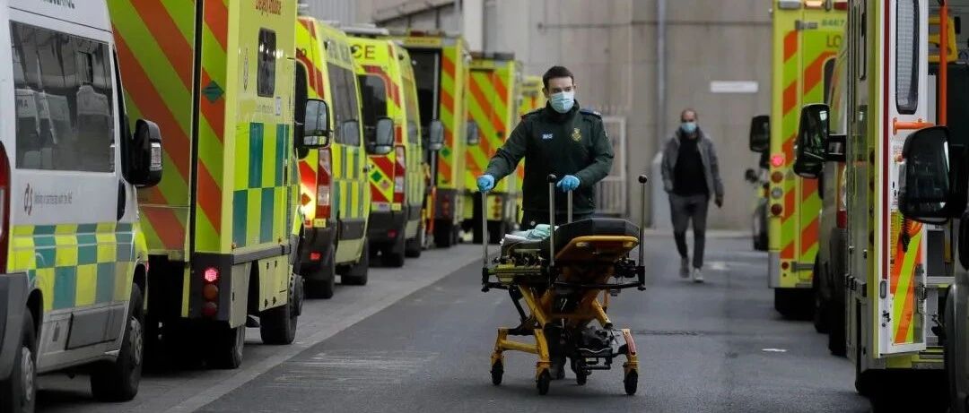 好消息！感染人数下降，英国不再是欧洲的新冠之首，英国最新一轮的新冠疫情已经见顶 |  英国留学生要了解的疫情信息（日报）