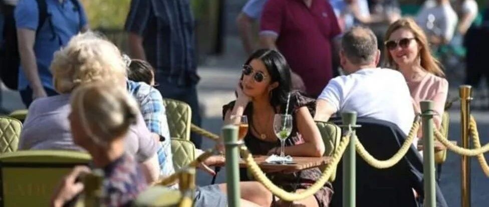 6月6日 |  英国政府愿意推迟解封，新冠专家说去曼城比去葡萄牙旅游更危险 | 英国留学生要了解的疫情信息（日报）