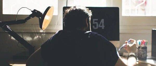 老师口音那么重，我上网课听不懂怎么办？