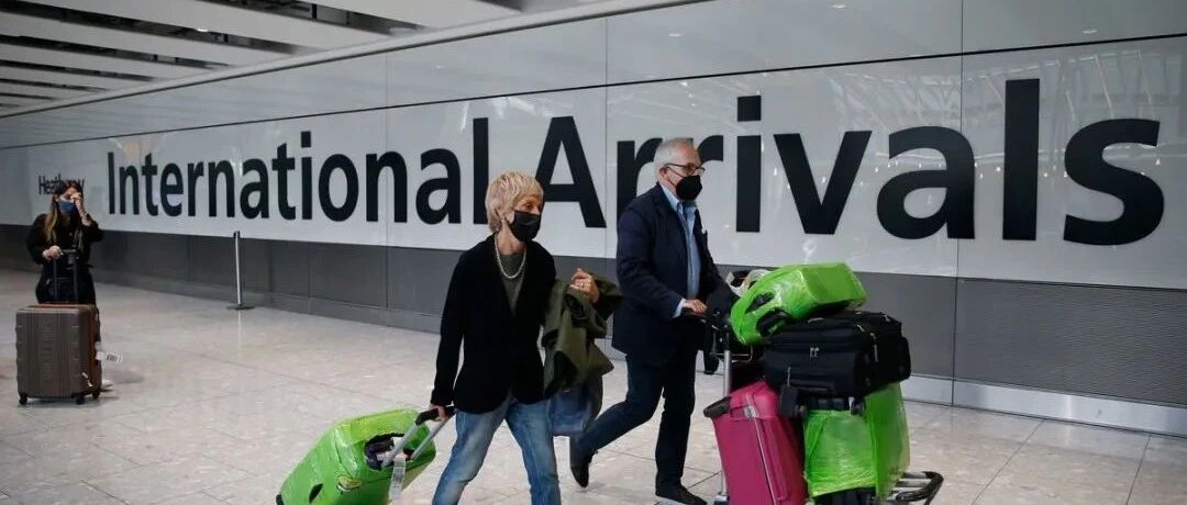 今日起，英格兰入境将启动新变化！英国各大公司都出现了员工短缺情况！ |  英国留学生要了解的疫情信息（日报）