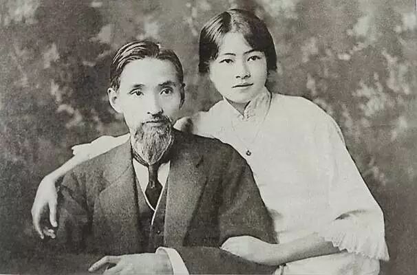 人间四月天林徽因诗词_林徽因的人间4月天