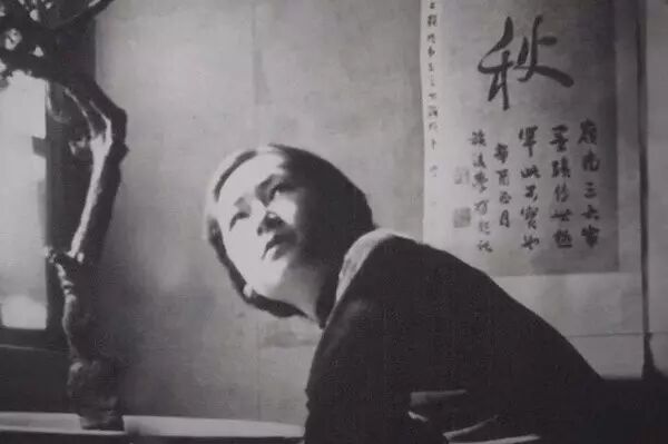 人间四月天林徽因诗词_林徽因的人间4月天