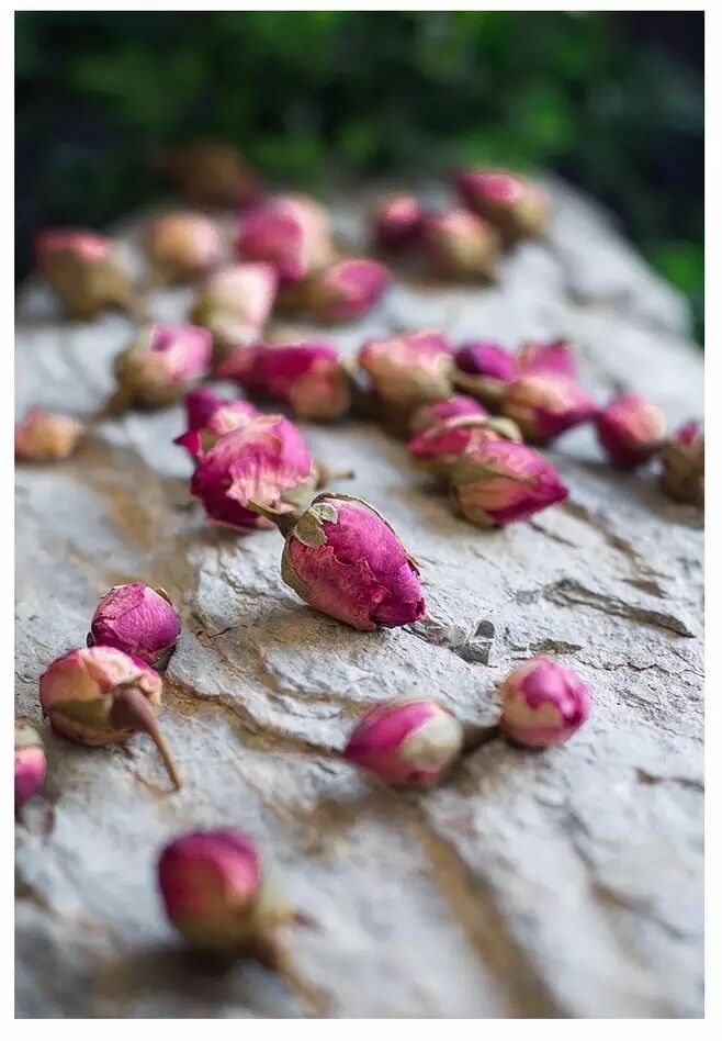 花馔，以花为食，食有花香。