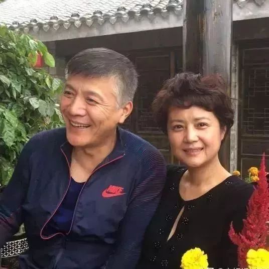著名演员刘之冰、茹萍:带着各自的儿女去结婚!