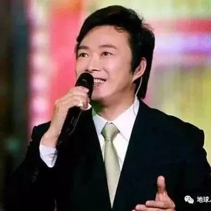 费玉清封麦痛哭不已!终生未娶而她等了费玉清几十年,终于等到了