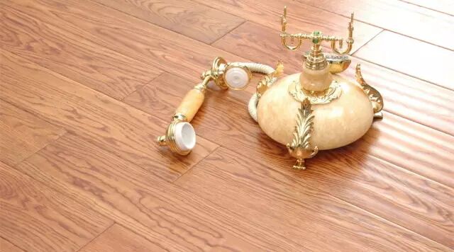 地板的选购与保养