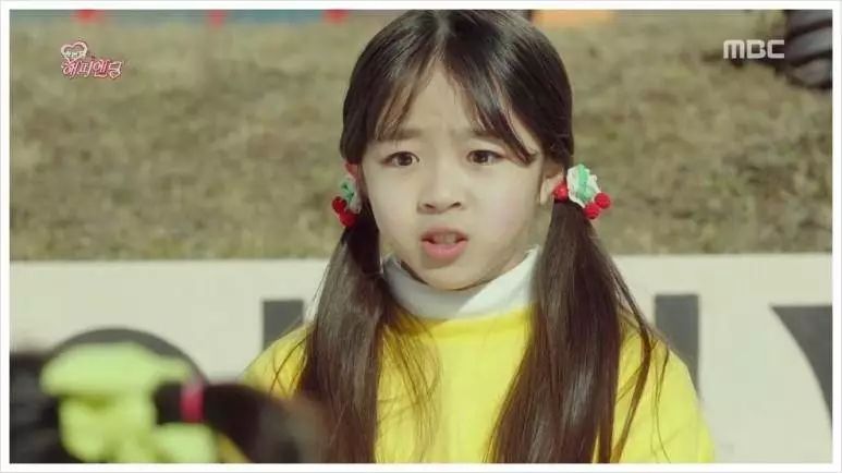 人气高的韩剧中总能看到这个小萌妹——李英恩