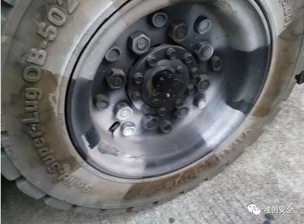 廠區(qū)叉車安全管理真實(shí)案例-員工生命安全重視從這做起