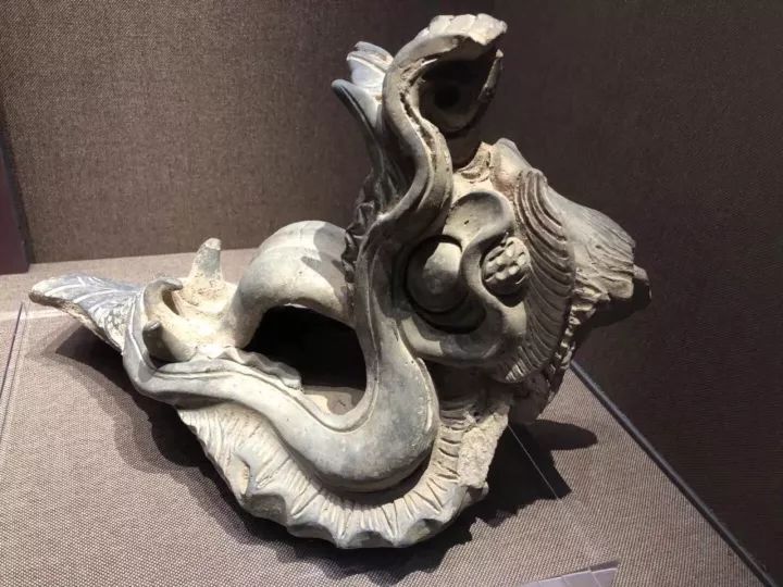 北宋晚期 灰陶龙首兽角建筑构件 2015年清凉寺官窑遗址Ⅳ区出土