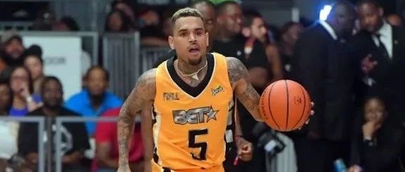 慈世平/阿泰斯特说,Chris Brown的球技可以进NBA..他这么分析