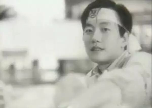 公然叫板政府，一手单挑“朴槿惠闺蜜干政”，这家媒体咋这么牛？